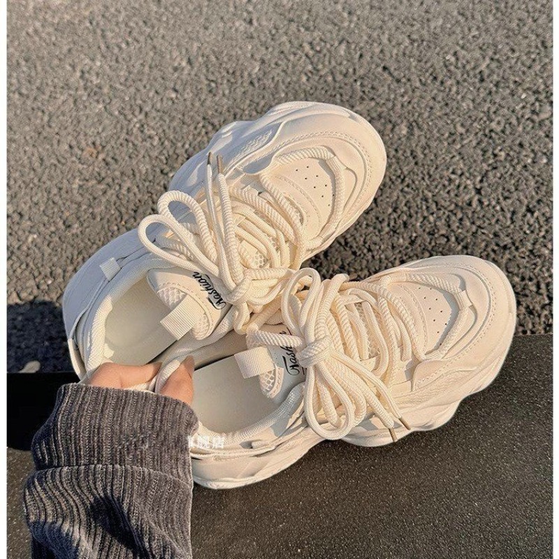 Women Beige Platform Dad Sneak - Embroidery Garments recension och pris