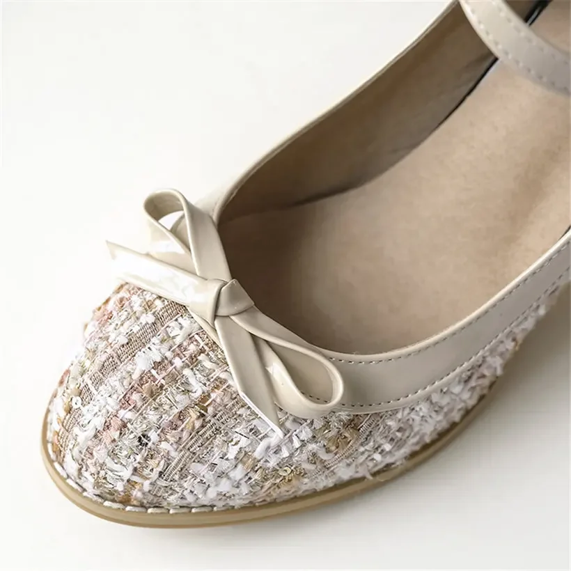 Plus Size Sweet Bowknot Mary J - Embroidery Garments recension och pris